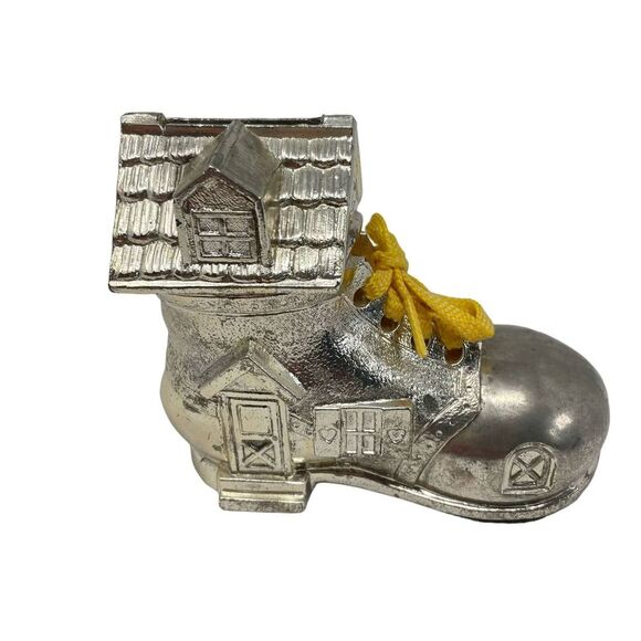 Little Old Lady Who Lived In A Shoe Silver Plated Coin Piggy Bank  HG2 - Picture 1 of 10
